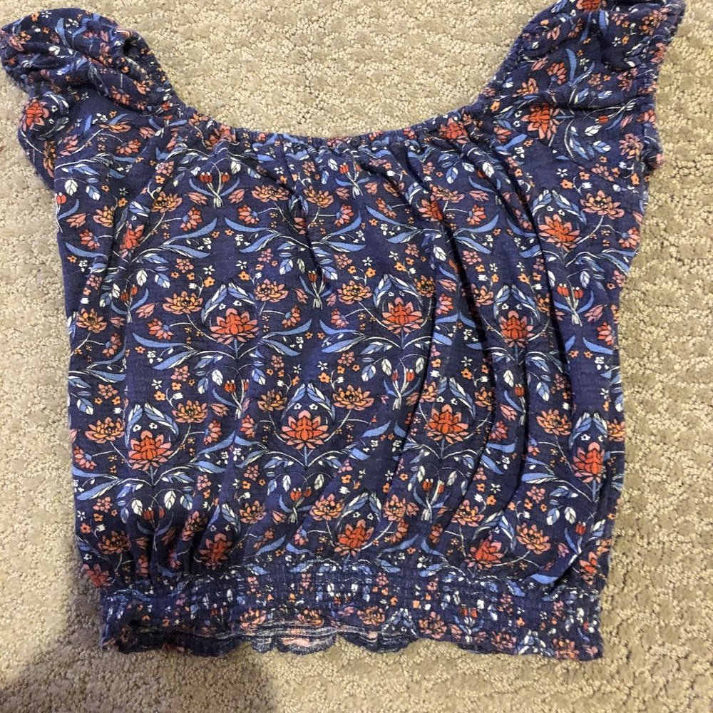 Off-Shoulder Top! - Picture 2 of 3